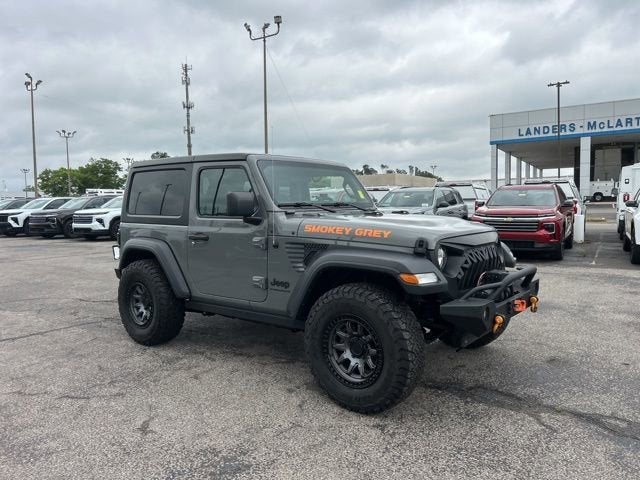 2023 Jeep Wrangler Sport S's photo