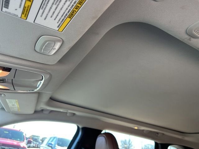 2019 Jeep Cherokee Overland