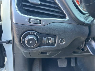 2019 Jeep Cherokee Overland