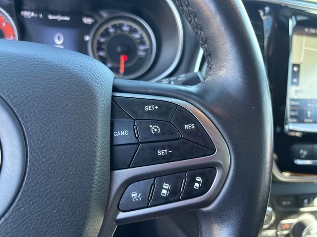 2019 Jeep Cherokee Overland