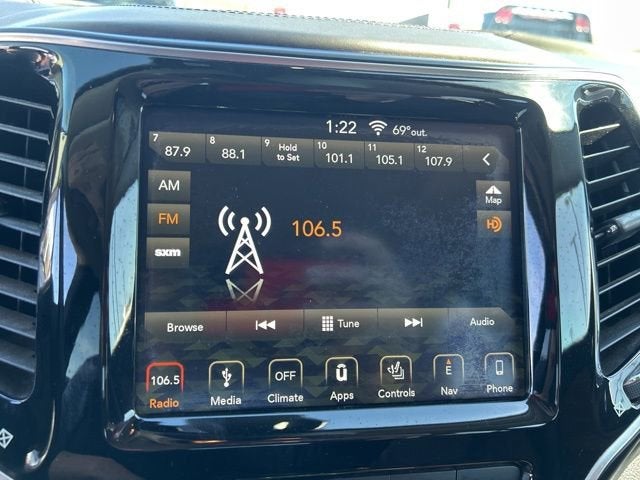 2019 Jeep Cherokee Overland