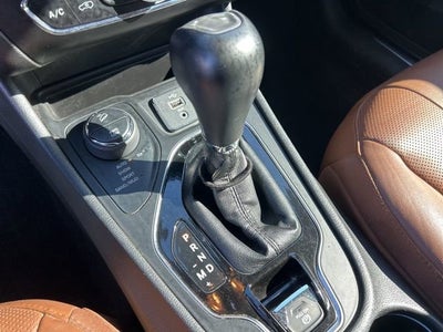 2019 Jeep Cherokee Overland