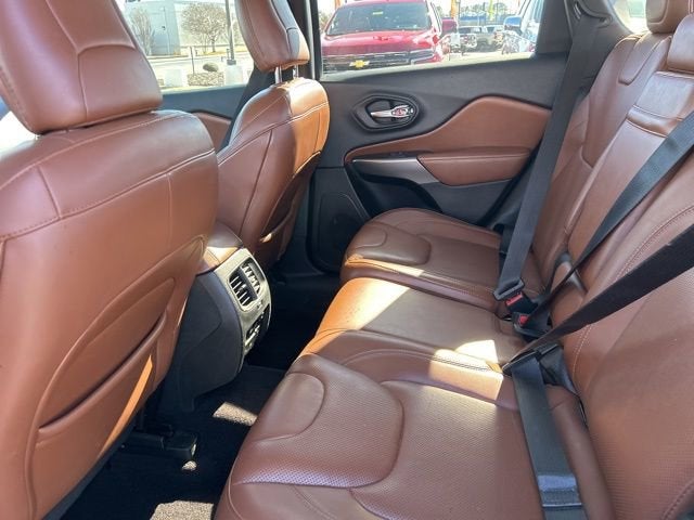 2019 Jeep Cherokee Overland