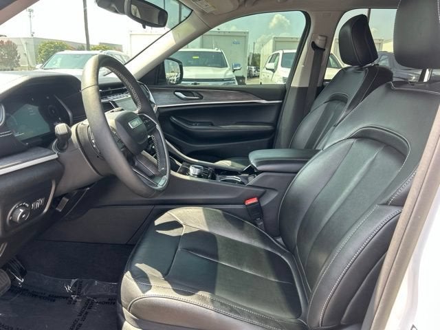 2023 Jeep Grand Cherokee Limited 4x2