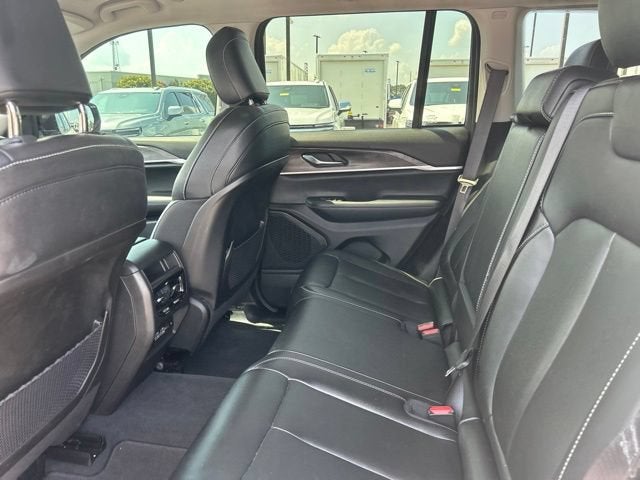 2023 Jeep Grand Cherokee Limited 4x2