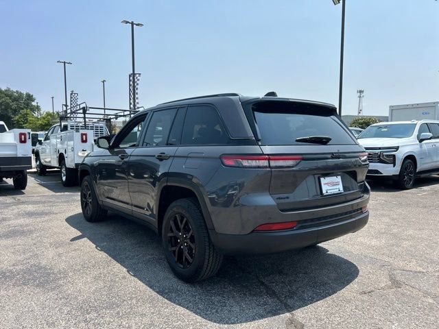 2024 Jeep Grand Cherokee Altitude