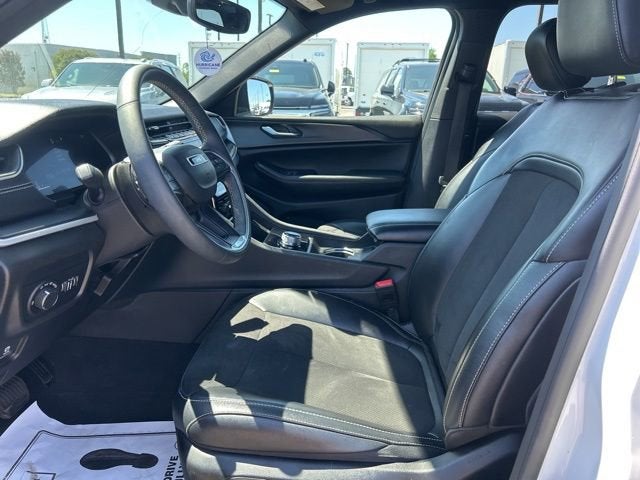 2023 Jeep Grand Cherokee L Altitude 4x2