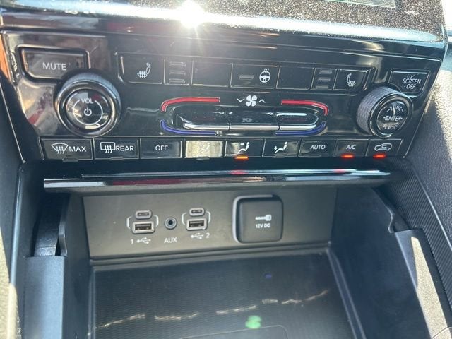2023 Jeep Grand Cherokee L Altitude 4x2