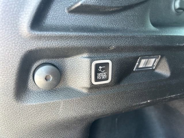 2023 Jeep Grand Cherokee L Altitude 4x2