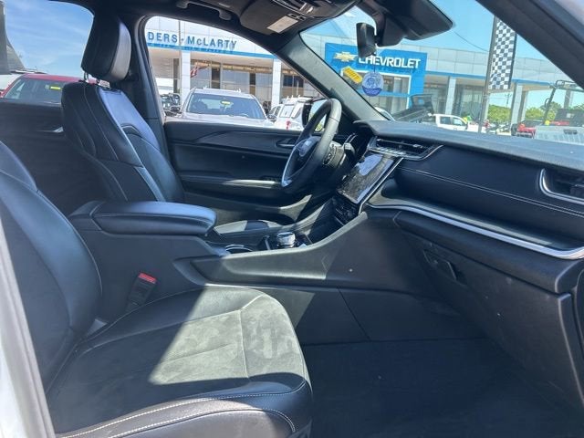 2023 Jeep Grand Cherokee L Altitude 4x2