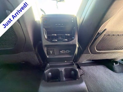 2024 Jeep Grand Cherokee L Altitude X 4x2