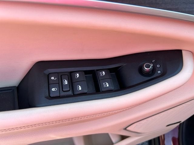 2023 Jeep Grand Cherokee L Limited 4x2