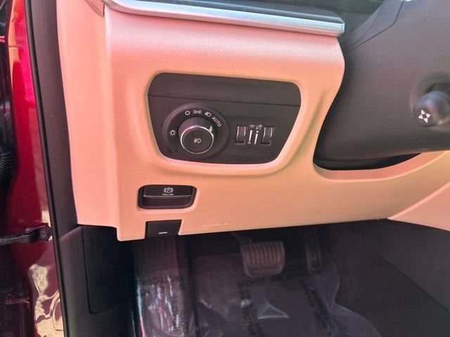 2023 Jeep Grand Cherokee L Limited 4x2