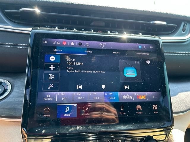 2023 Jeep Grand Cherokee L Limited 4x2