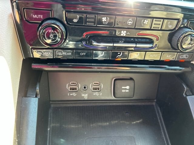 2023 Jeep Grand Cherokee L Limited 4x2