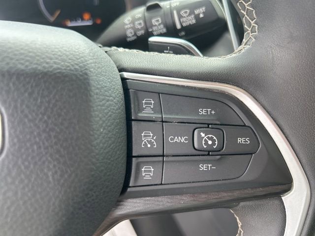 2023 Jeep Grand Cherokee L Laredo