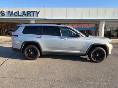 2023 Jeep Grand Cherokee L Laredo