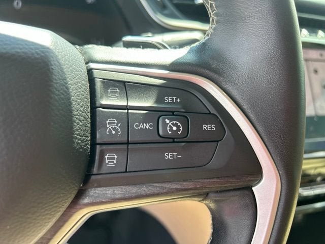 2022 Jeep Grand Cherokee L Limited 4x4