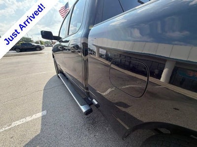 2022 RAM 1500 Big Horn Quad Cab 4x2 6'4" Box