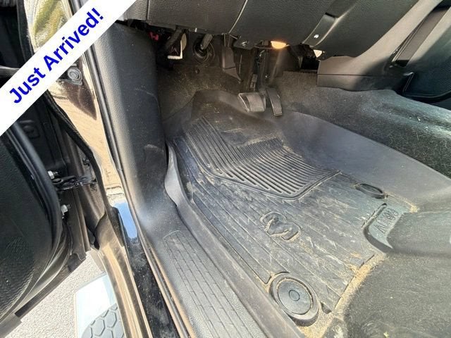 2022 RAM 1500 Big Horn Quad Cab 4x2 6'4" Box