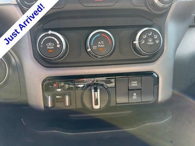2022 RAM 1500 Big Horn Quad Cab 4x2 6'4" Box
