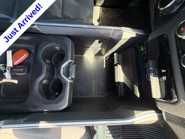 2023 RAM 1500 Big Horn Crew Cab 4x4 5'7" Box