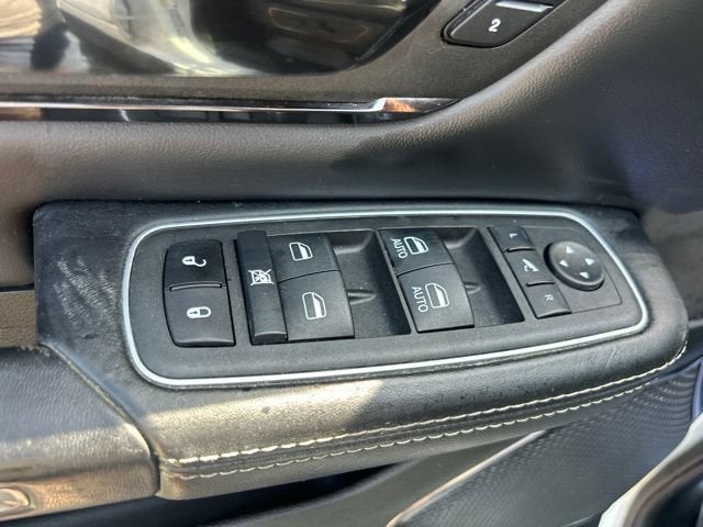 2022 RAM 1500 Limited Crew Cab 4x4 5'7" Box