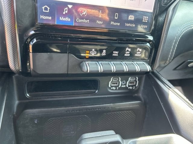 2022 RAM 1500 Limited Crew Cab 4x4 5'7" Box