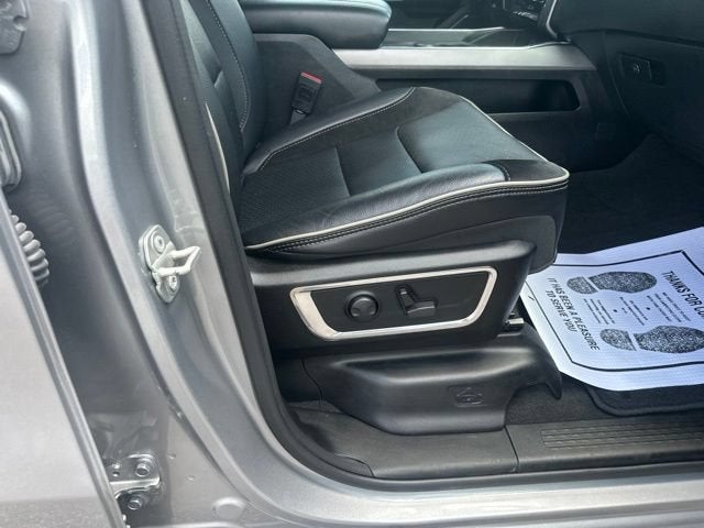 2024 RAM 1500 Laramie Crew Cab 4x4 5'7" Box