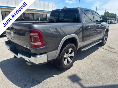 2019 RAM 1500 Laramie Crew Cab 4x4 5'7" Box