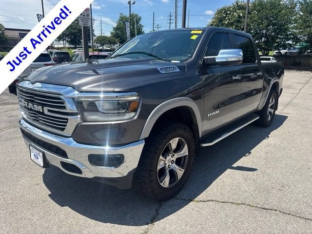 2019 RAM 1500 Laramie Crew Cab 4x4 5'7" Box