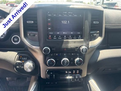 2019 RAM 1500 Laramie Crew Cab 4x4 5'7" Box