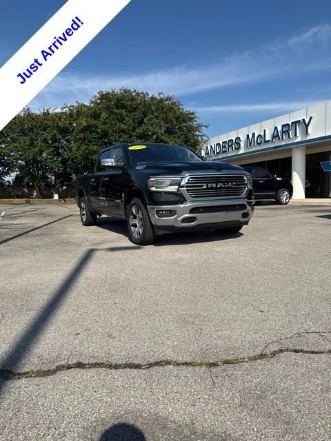 2021 RAM 1500 Laramie Crew Cab 4x4 5'7" Box