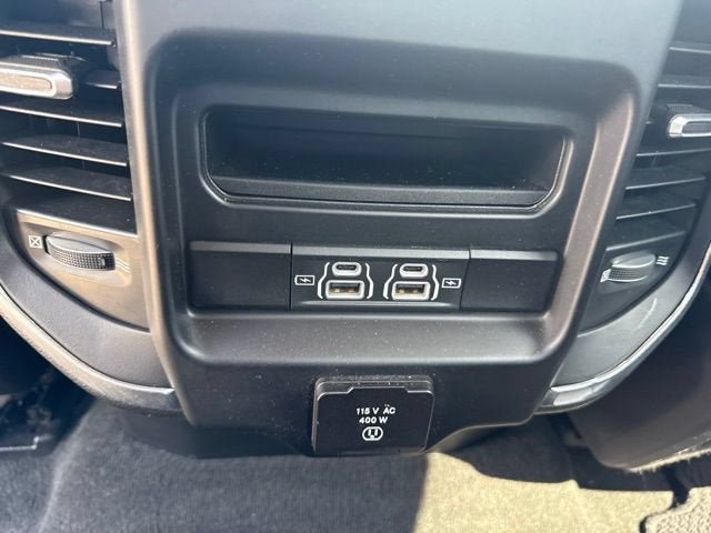 2021 RAM 1500 Laramie Crew Cab 4x4 5'7" Box