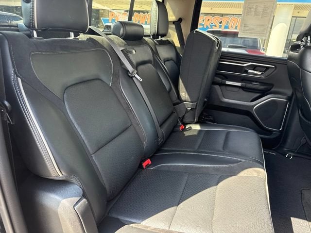 2021 RAM 1500 Laramie Crew Cab 4x4 5'7" Box