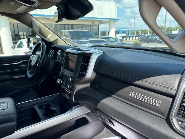 2021 RAM 1500 Laramie Crew Cab 4x4 5'7" Box