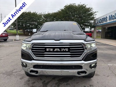 2019 RAM 1500 Longhorn Crew Cab 4x4 5'7" Box