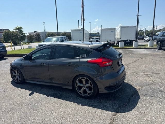 2017 Ford Focus ST ST