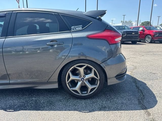 2017 Ford Focus ST ST