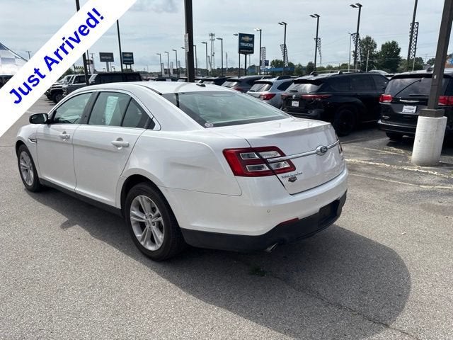 2019 Ford Taurus SEL