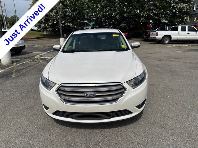 2019 Ford Taurus SEL