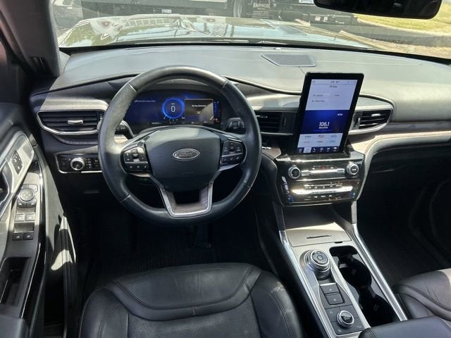 2023 Ford Explorer Platinum
