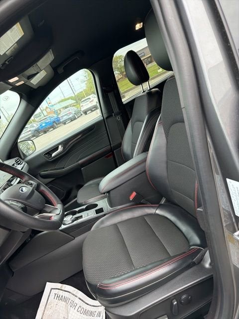 2023 Ford Escape ST-Line Select