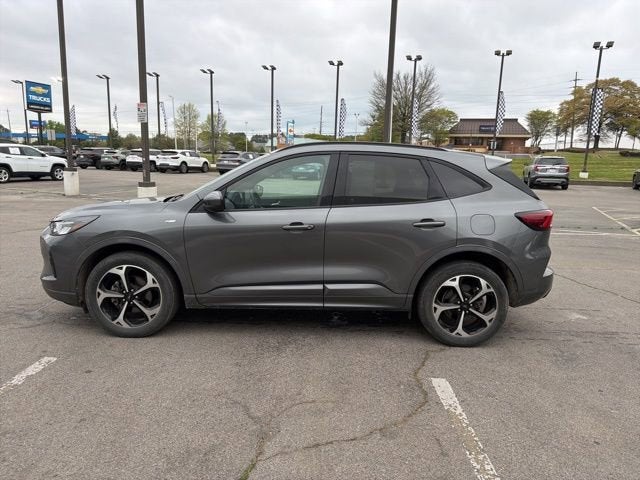 2023 Ford Escape ST-Line Select