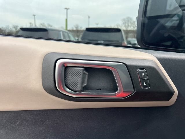 2022 Ford Bronco Base