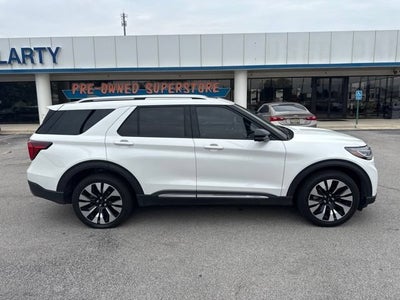 2025 Ford Explorer Platinum