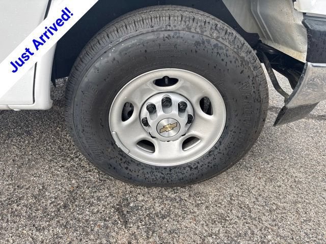 2026 Chevrolet Express Cutaway 3500 1WT