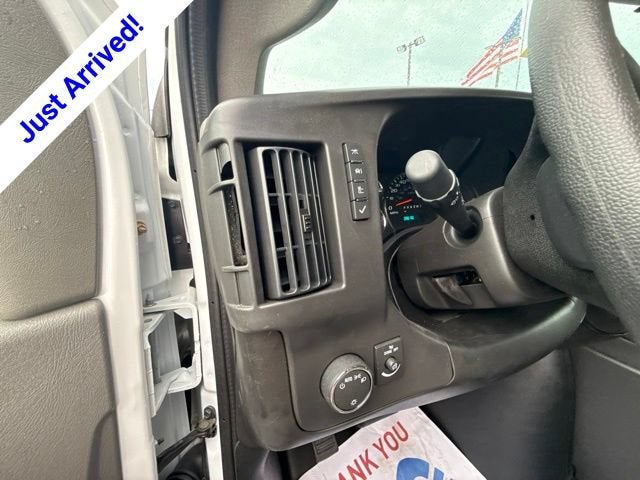 2026 Chevrolet Express Cutaway 3500 1WT