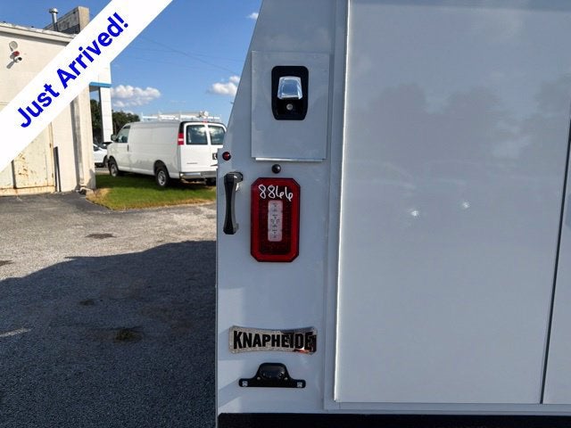 2026 Chevrolet Express Cutaway 3500 1WT
