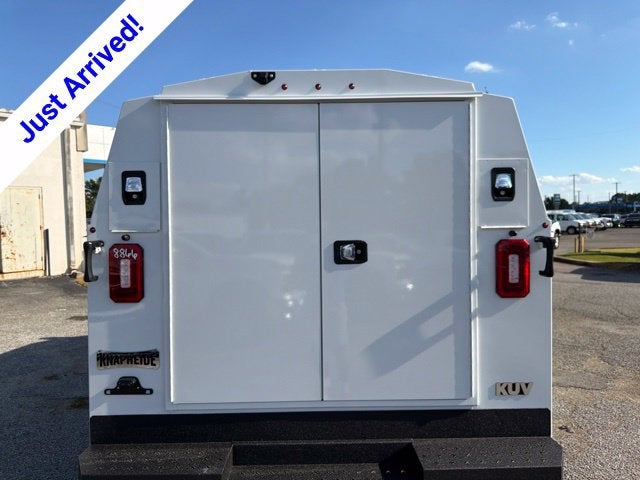 2026 Chevrolet Express Cutaway 3500 1WT